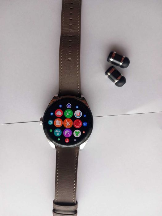 Huawei Watch Buds — Смарт часовник с вградени безжични слушалки