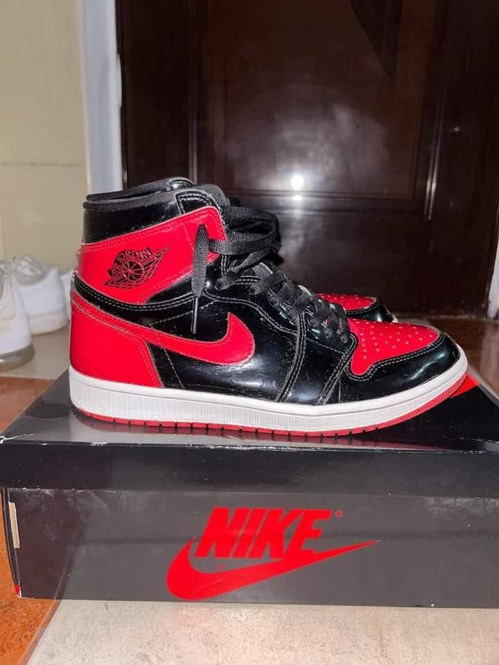 Air Jordan 1 High OG Patent Bred


Jordan 1 High Patent bred 
marimea