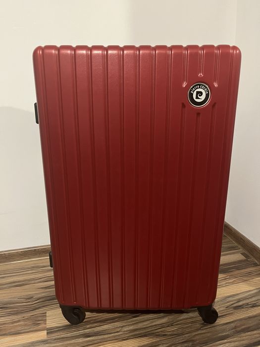 Куфар Pierre Cardin