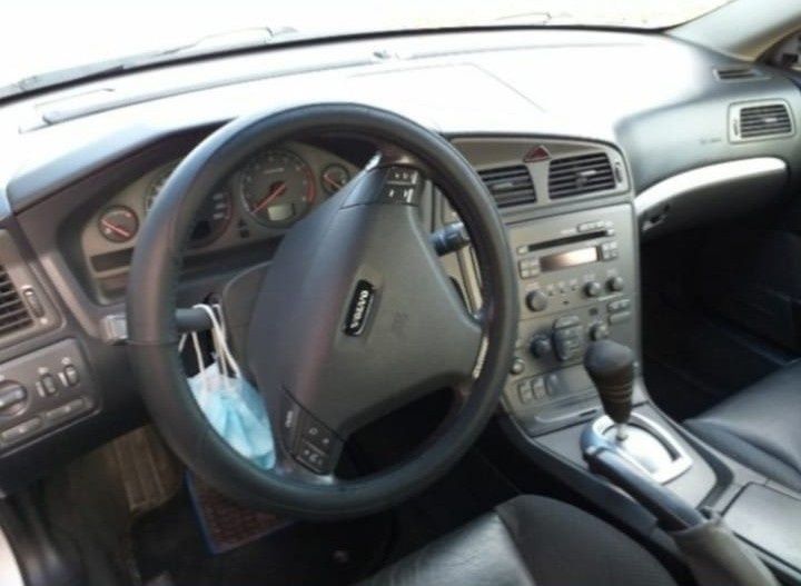 Vând Volvo S60 TURBO