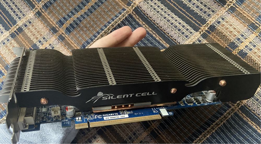 GIGABYTE GeForce 9800 GT
