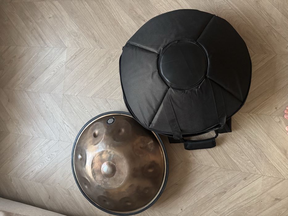 Ханг хендпан Бали