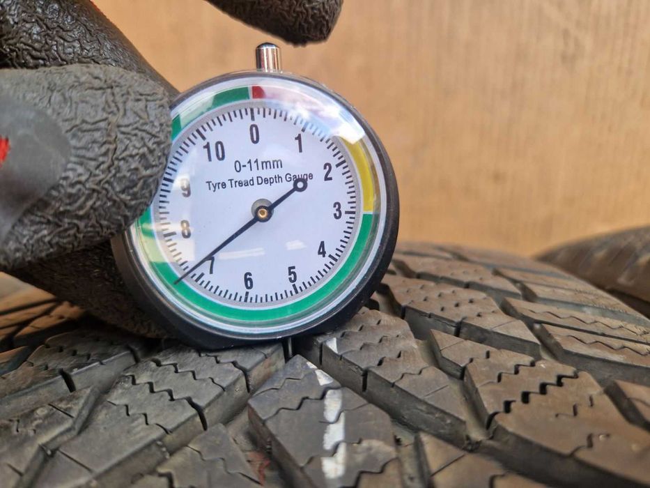 4 Fierstone R17 205/50
Зимни гуми 
DOT2022