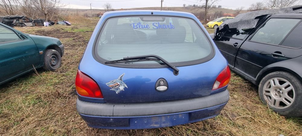 Форд феста  на части 1.2 или 1.1 бензин ford fiesta