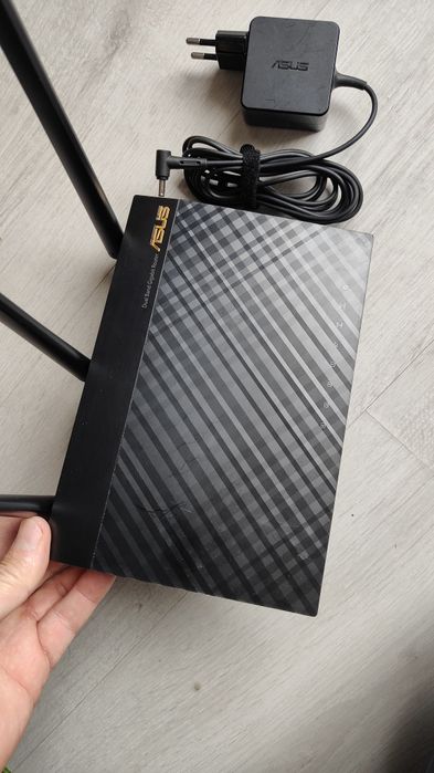 Router wireless ASUS RT-AC66U B1 Gigabit Dual Band AC1750 USB 3.0