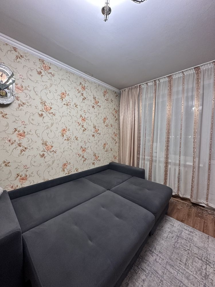 Продам диван, состояние нового