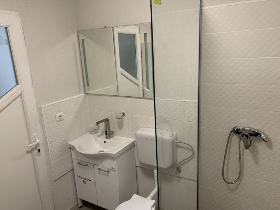 Garsoniera de inchiriat