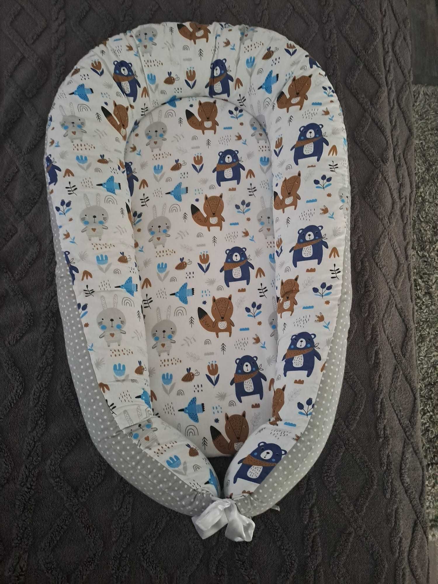 Babynest cu salte din cocos pt a nu transpira in timpul somnului.