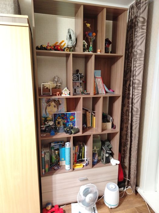 Продается стеллаж