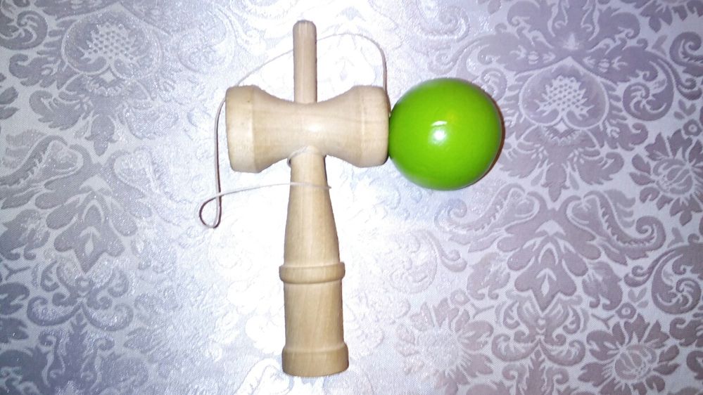 Kendama aproape noua