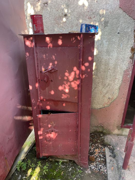 Продам сейф в хорошем состояниИ.