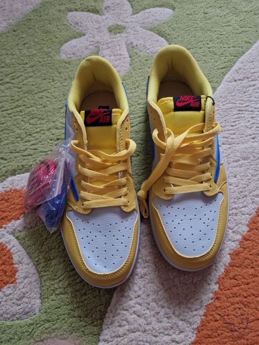 Travis Scott Air Jordan 1 Retro Low “Canary”