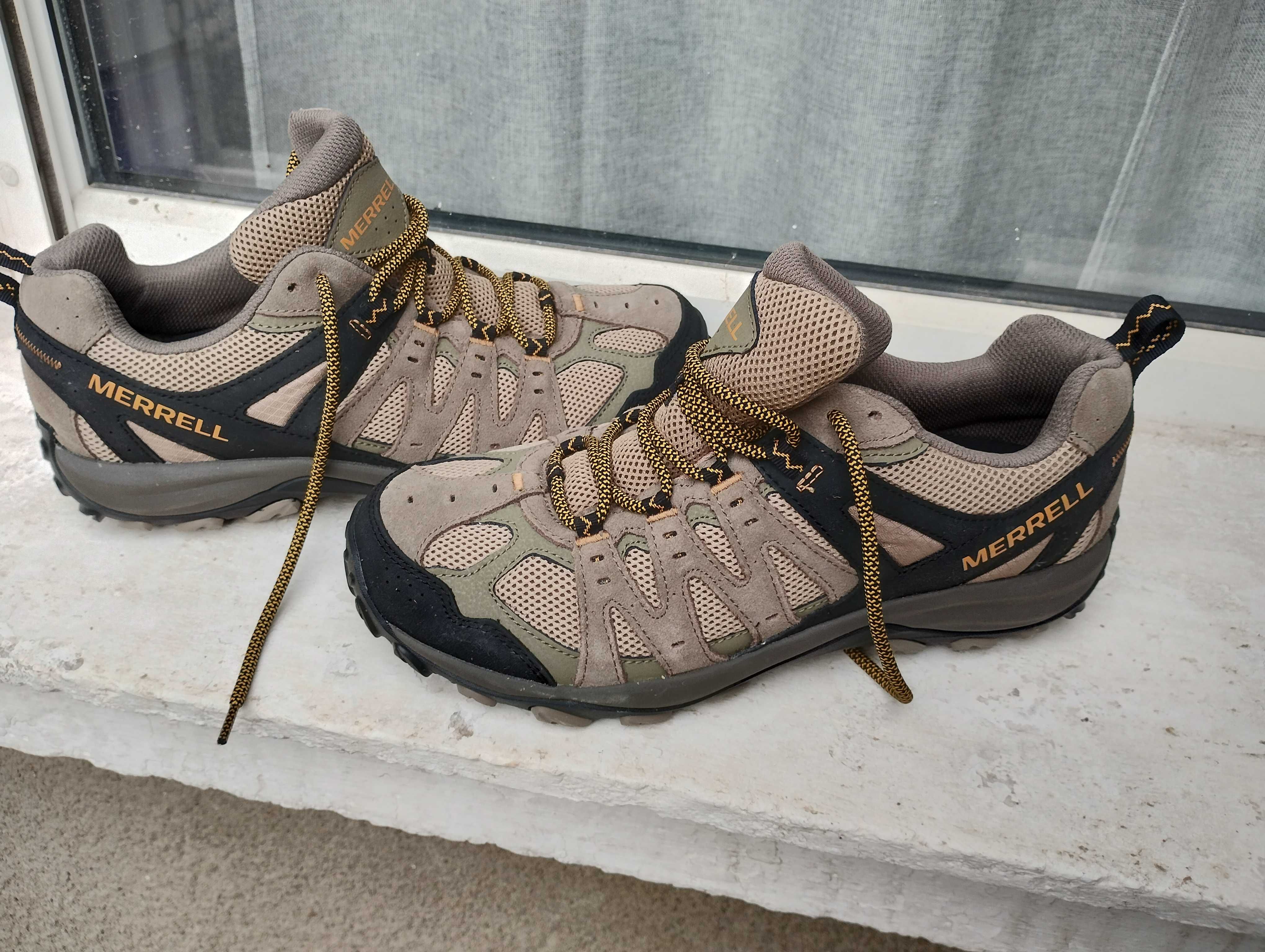 Мъжки обувки Merrell  J037137W