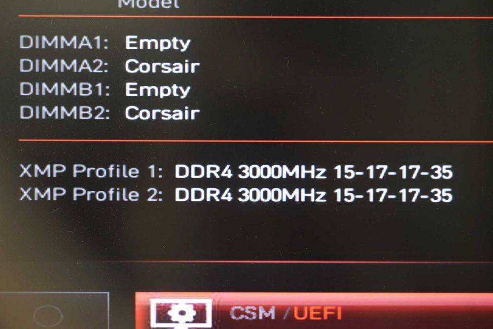 32GB (2x16) DDR4 RAM Памет Corsair (value select?) 3000/CL15 / вкл ДДС