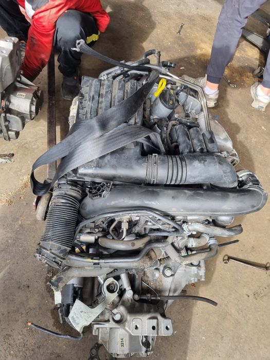 Двигател със скорости за Vw Pasat 1.4blueMotion 125ks 2016god