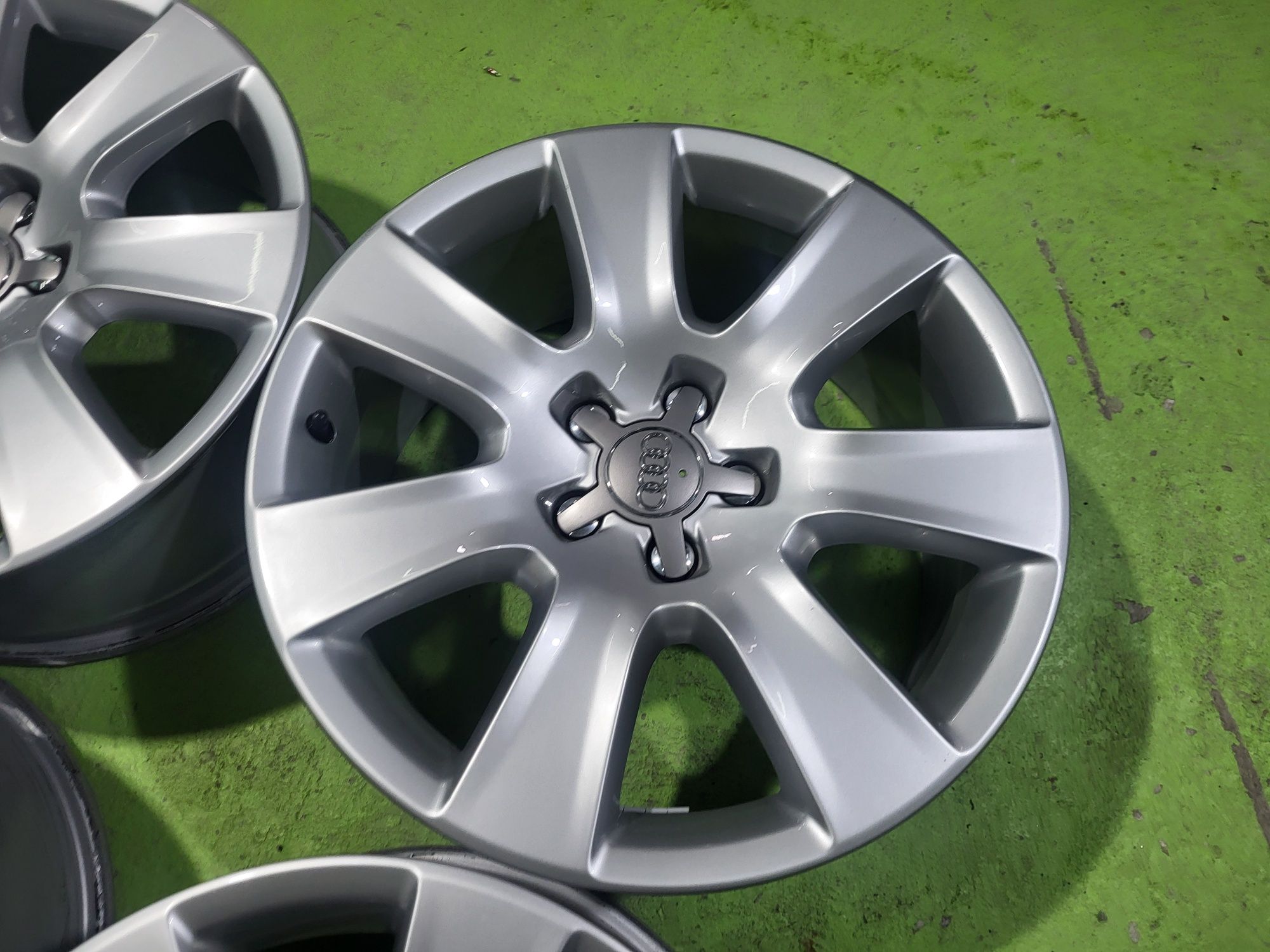 18 5x112 Audi A8 A7 Q5 A4 лети джанти 5х112 ауди