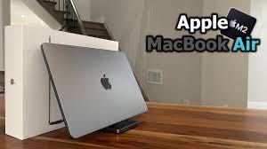 Продавам MacBook Air 15" – Състояние: КАТО НОВ