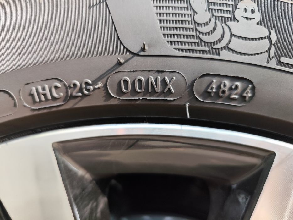 Vând anvelope Michelin E Primacy de vara,205/55/R19.