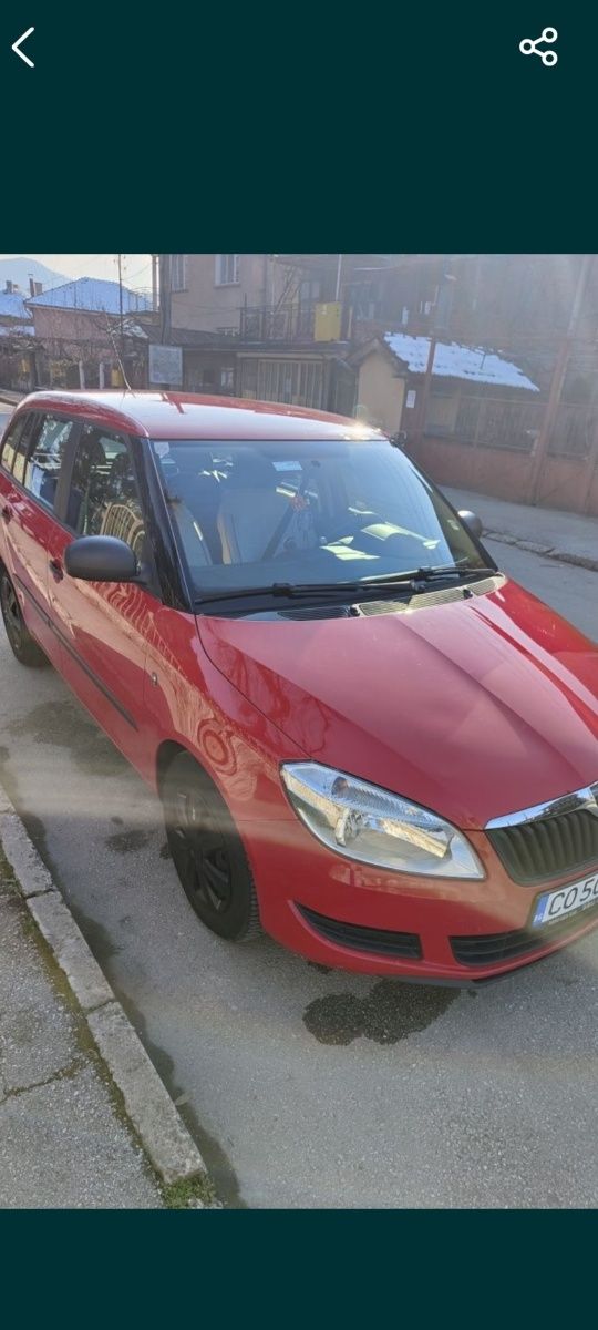 Продавам личниа си автомобил SKODA