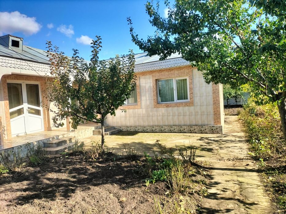 Casa cu teren 1000 mp - Comuna Costache Negri, Galati