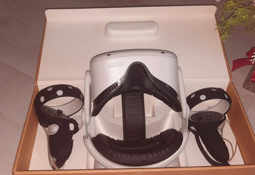 Meta Oculus Quest 2 VR set