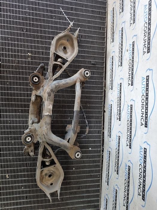 Punte spate BMW X3 E83 Facelift 2.0 D 2006 - 2010 SUV 4 Usi (1296) 4x4