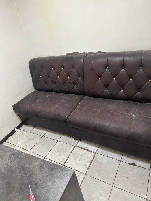 Кожаный диван 1,2 метр 4 штуки