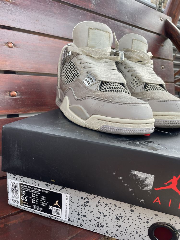 Vand Jordan 4 Frozen Moments