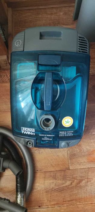 в продаже пылесос Thomas Twin t1
