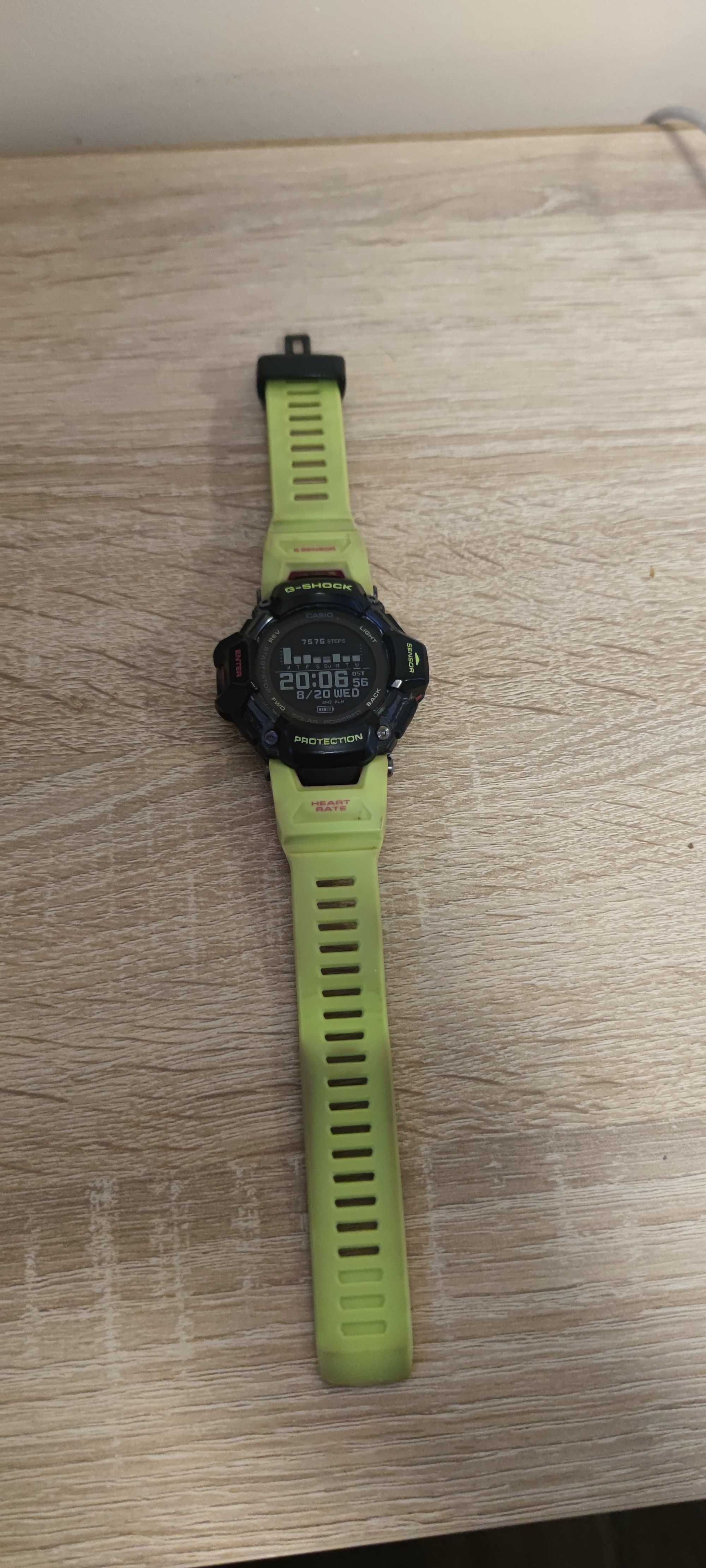 Продавам  G-SHOCK H2000