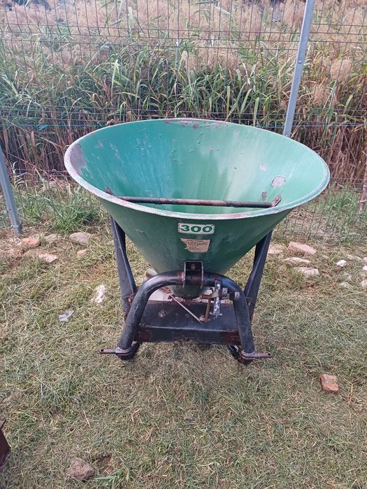 Mig de imprastiat azot 300 si 400 kg