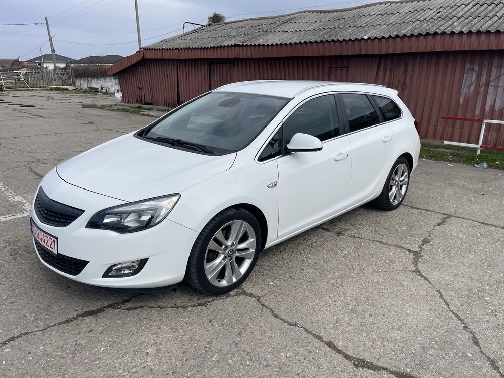 Opel astra j navi clima