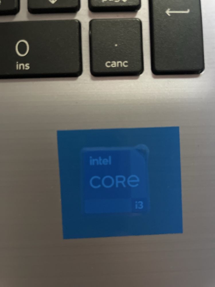 Nautbook hp core i3 8gb 256 gb ssd