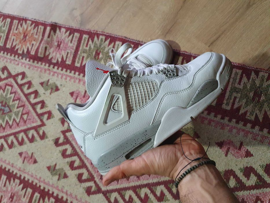 Nike Air Jordan 4 white Oreo