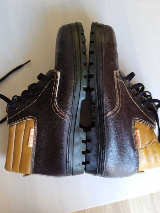 Работни обувки размер 45,5, стелка 30 см