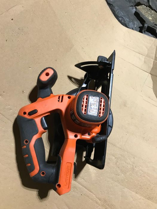 Fierastrau Circular Black Decker BDCCS18 Nou Defect doar Corp