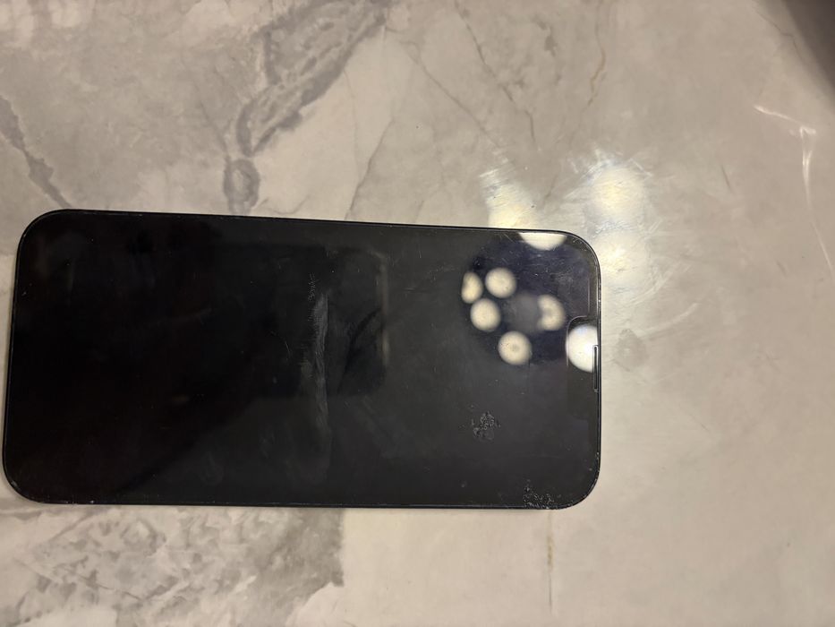 Телефон Iphon 14