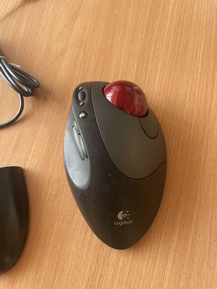 Мышка трекбол Logitech T-RB22