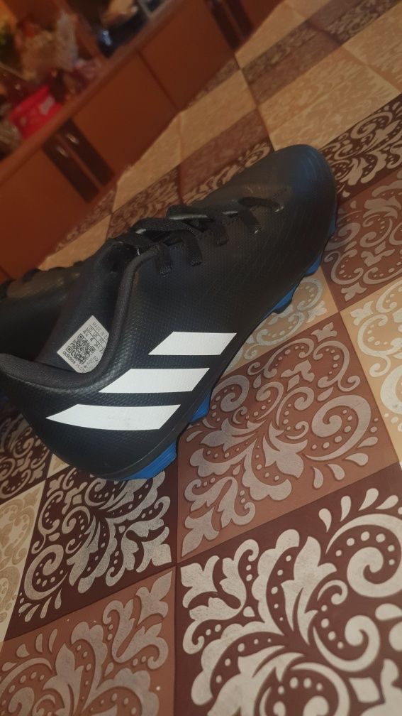 Бутонки Adidas Predator номер 36