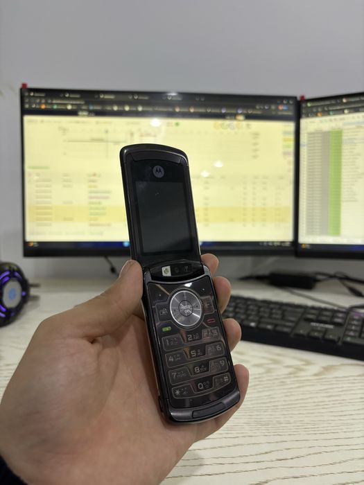 Motorola Perfectum V13