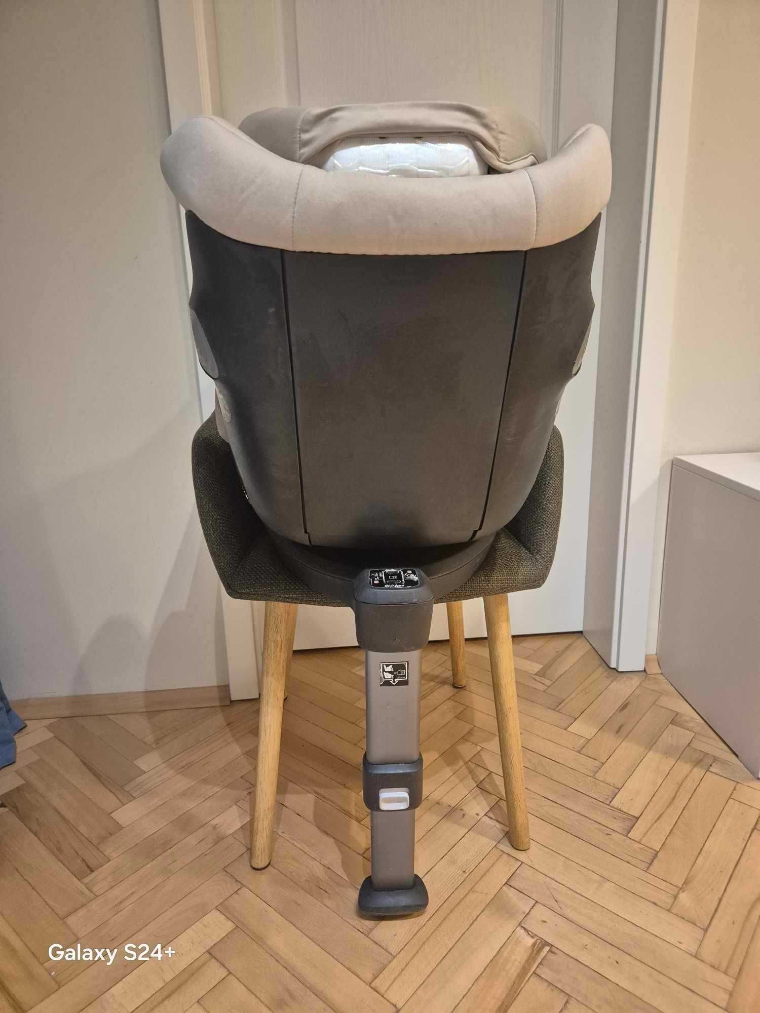 Детско столче за кола Cybex Gold Sirona с включена база