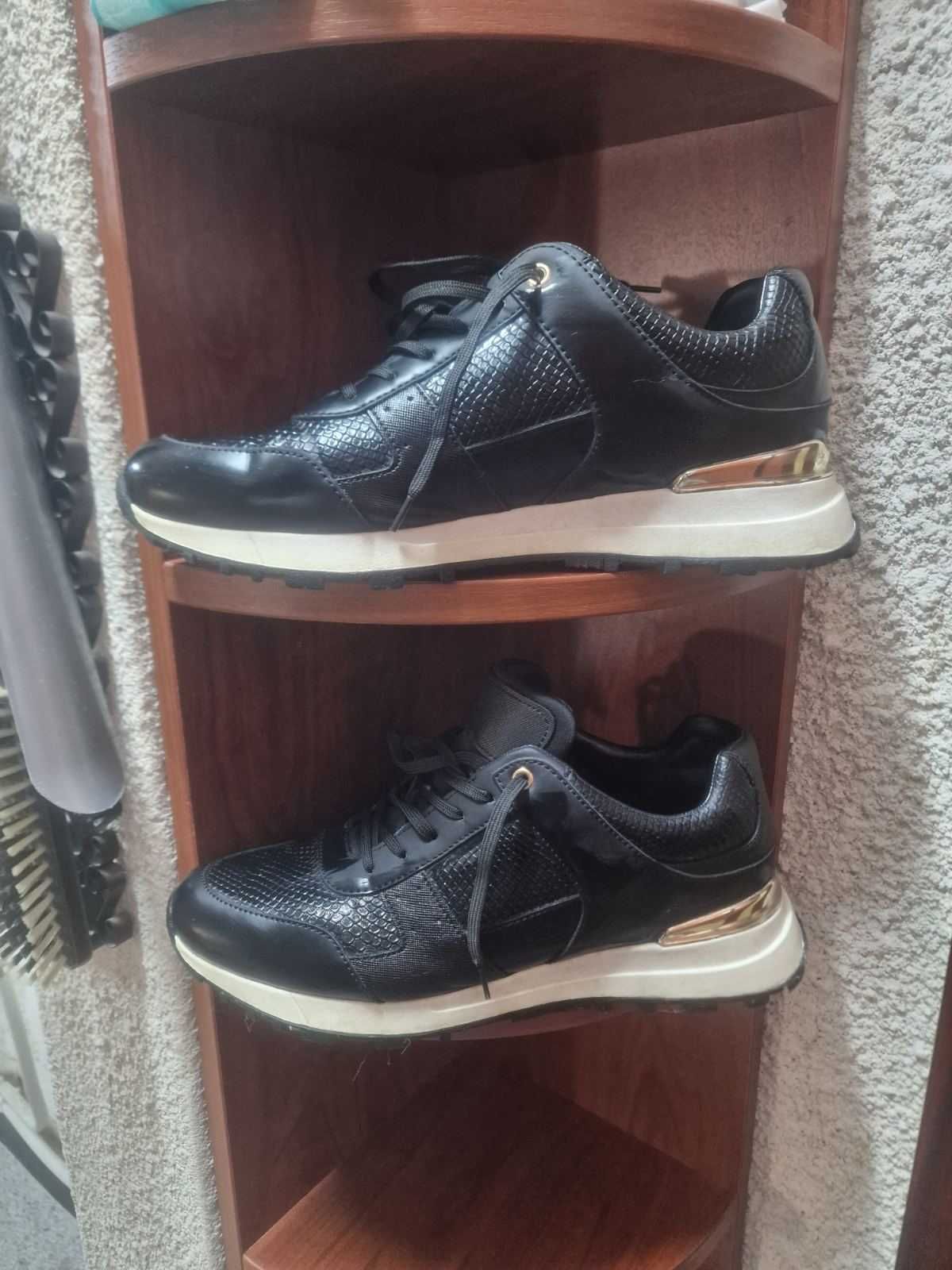 Zara сникърси 43 номер