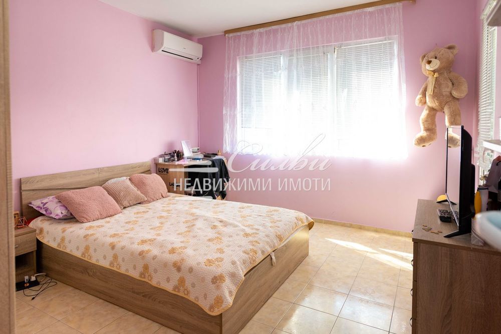Продава се Многостаен апартамент в Шумен, Добруджански - 105 кв.м за 1214 €/кв.м - Снимка #2