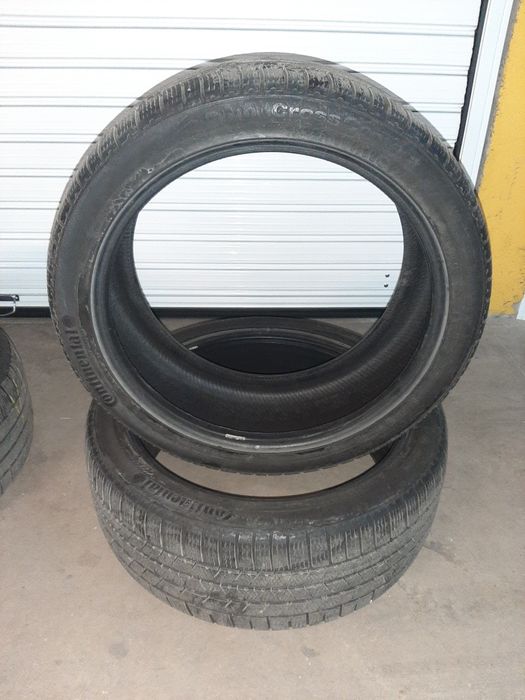 Гуми Continental 275 40 22 dot 2318 winter