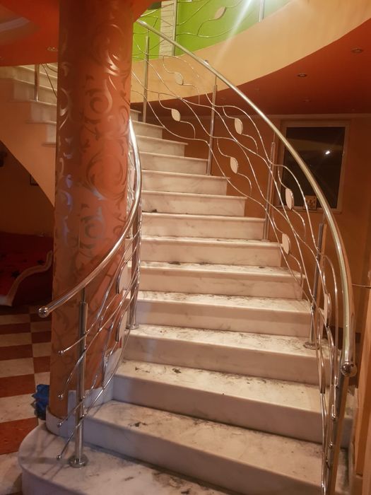 Balustrade cu frunze