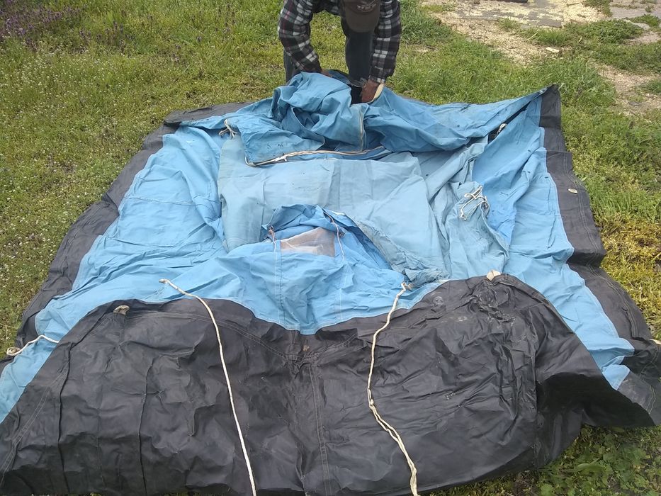 Четириместна палатка