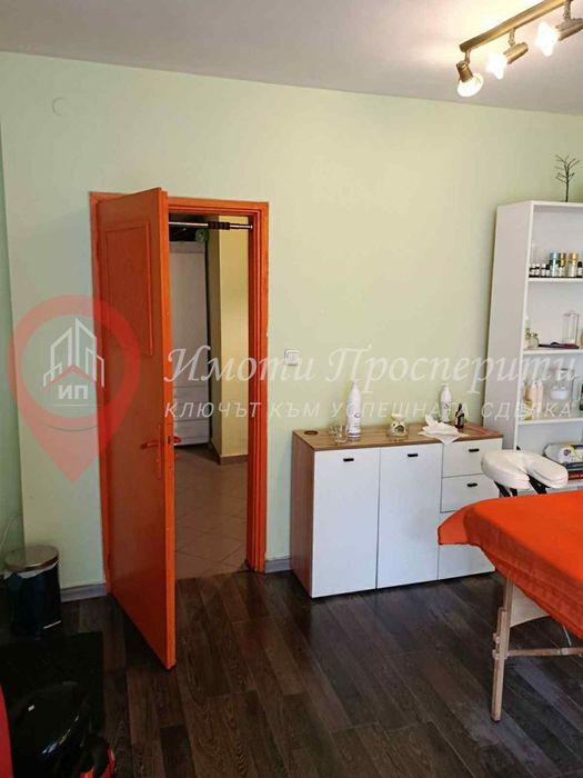 Дава се под наем Магазин в София, Център - 30 кв.м за 300 € - Снимка #2