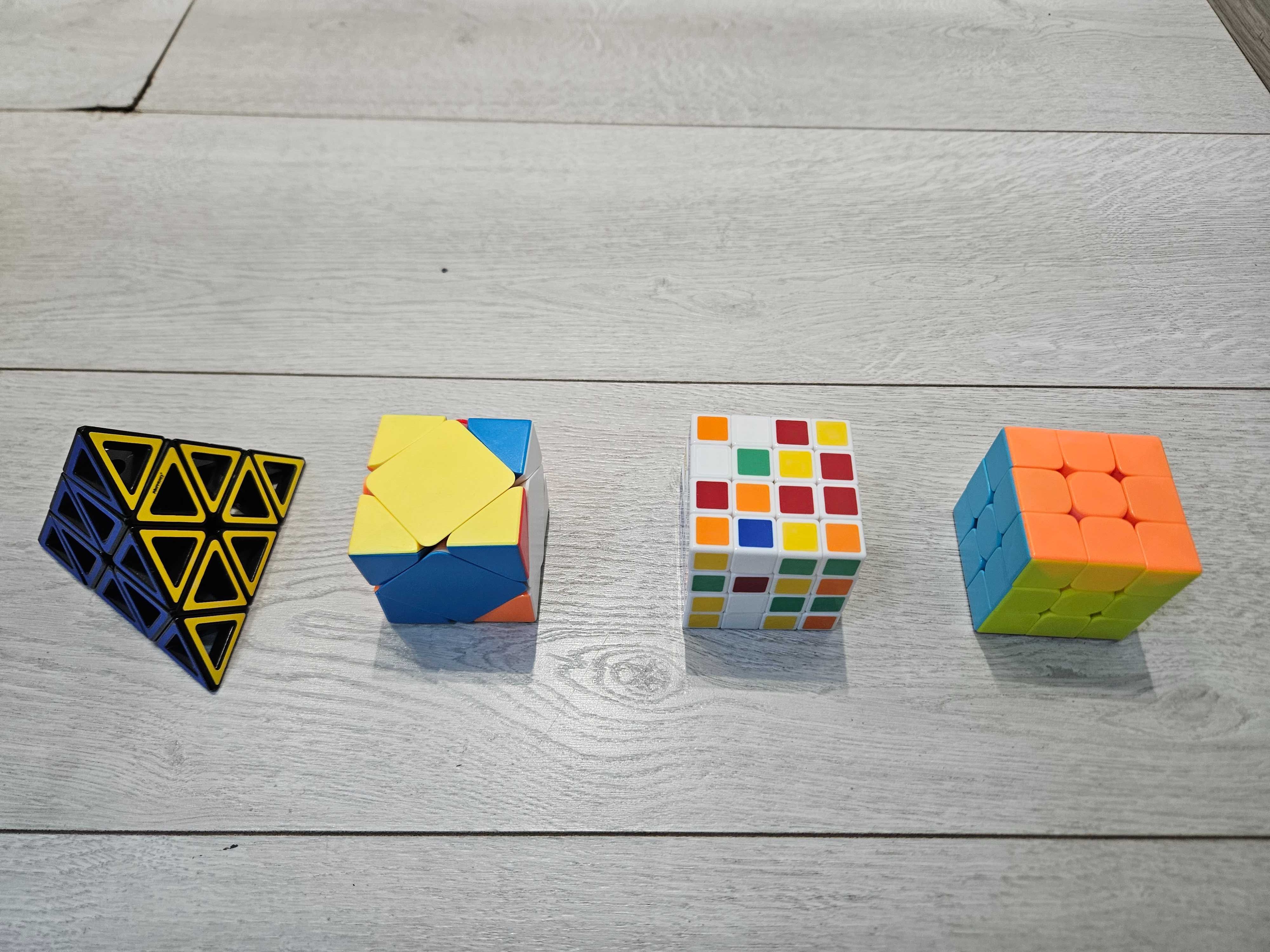 Set  3  Jocuri/Cuburi Rubice - Pyramix, Squeab, Cub Rubik 3 x3 x3