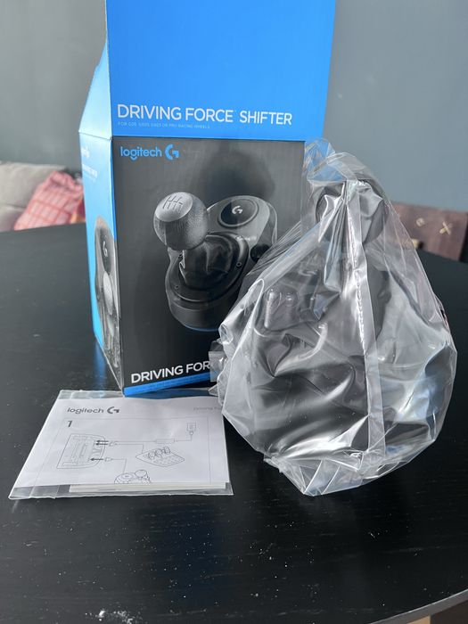 Schimbator logitech driving force