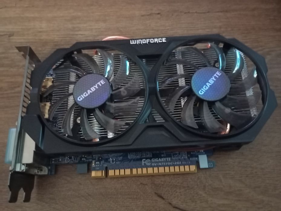 Placă video gaming Gigabyte GeForce GTX  750 TI  OC  2GB  DDR 5